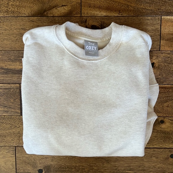 Aritzia TNA Cozy Af Perfect Sweatshirt - size 2XS - Picture 2 of 4